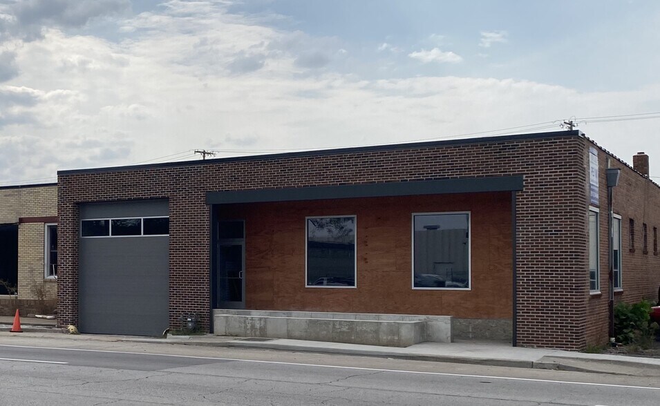 1228-1234 Burlington St, North Kansas City, MO for sale - Building Photo - Image 2 of 6