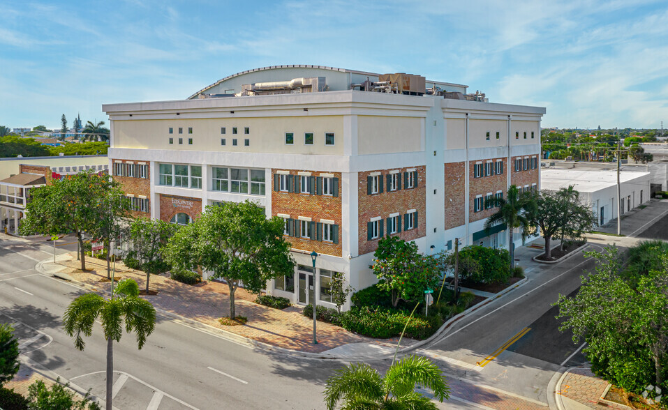 1005 Lake Ave, Lake Worth, FL à vendre - Photo principale - Image 1 de 1