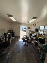5753 Auburn Blvd, Sacramento, CA for lease Interior Photo- Image 2 of 4