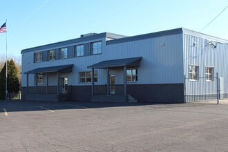 1711 E 13th St, Hibbing, MN for lease Building Photo- Image 1 of 20