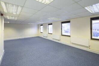 Beveridge Sq, Livingston for lease Interior Photo- Image 2 of 2