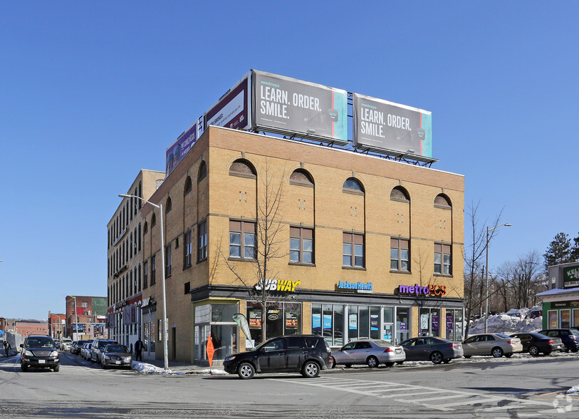 1 Kelley Sq, Worcester, MA for lease - Primary Photo - Image 1 of 10