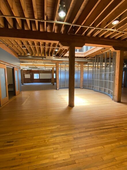 3030 Penn Ave, Pittsburgh, PA for sale - Building Photo - Image 3 of 14
