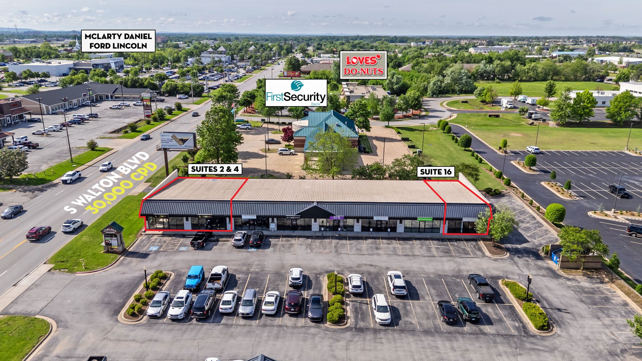 2212 S Walton Blvd, Bentonville, AR for lease Building Photo- Image 1 of 8