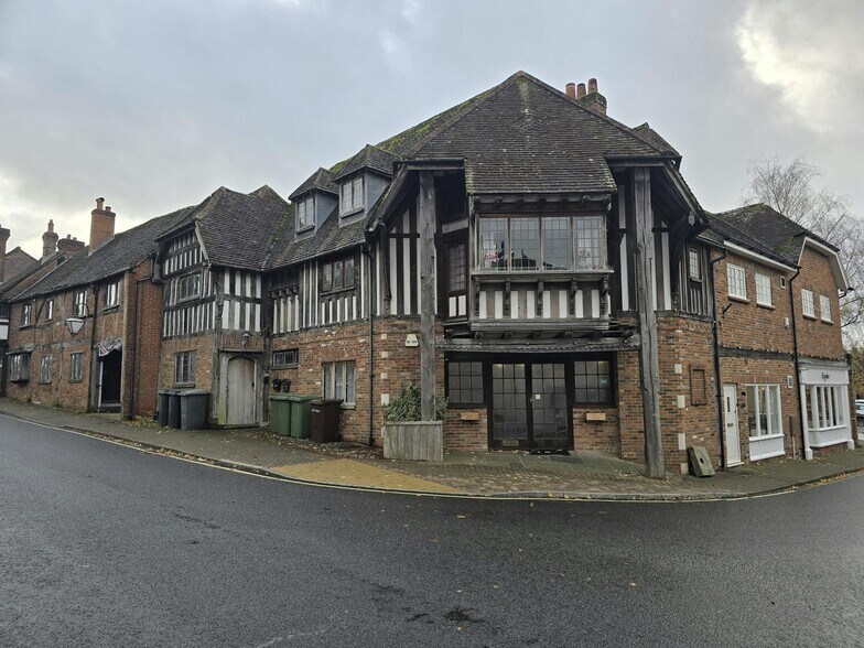 Bank St, Bishops Waltham à louer - Photo du bâtiment - Image 1 de 12