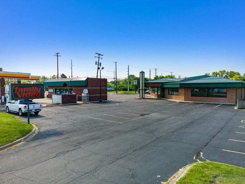 146 S Venoy Rd, Westland, MI for lease - Building Photo - Image 2 of 13