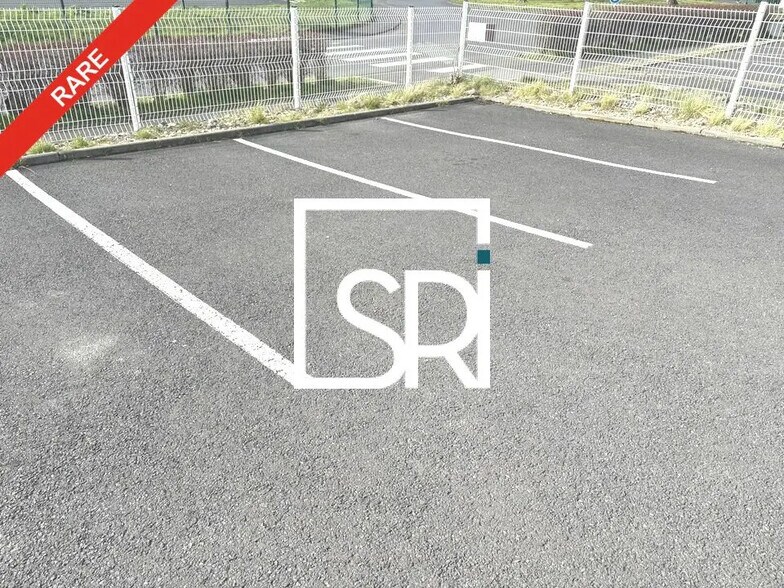 Bureau dans Aubière à louer - Photo du bâtiment - Image 2 de 22