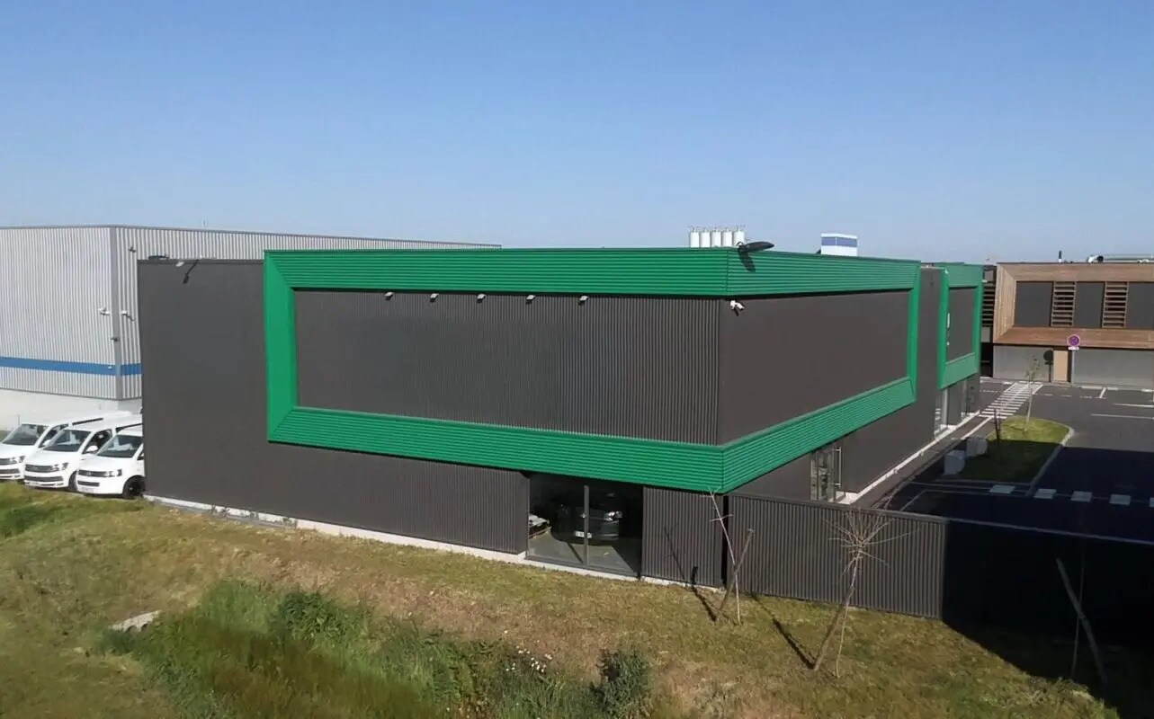 Flex dans Les Sorinières à louer Photo du bâtiment- Image 1 de 14