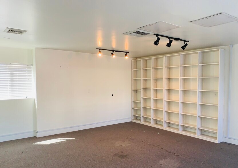 11543-11545 W Olympic Blvd, Los Angeles, CA à vendre - Photo du bâtiment - Image 2 de 21