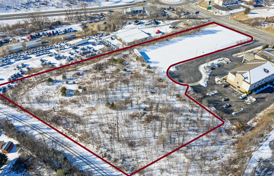 3172 Lee Hwy, Troutville, VA à vendre - Photo du bâtiment - Image 3 de 3
