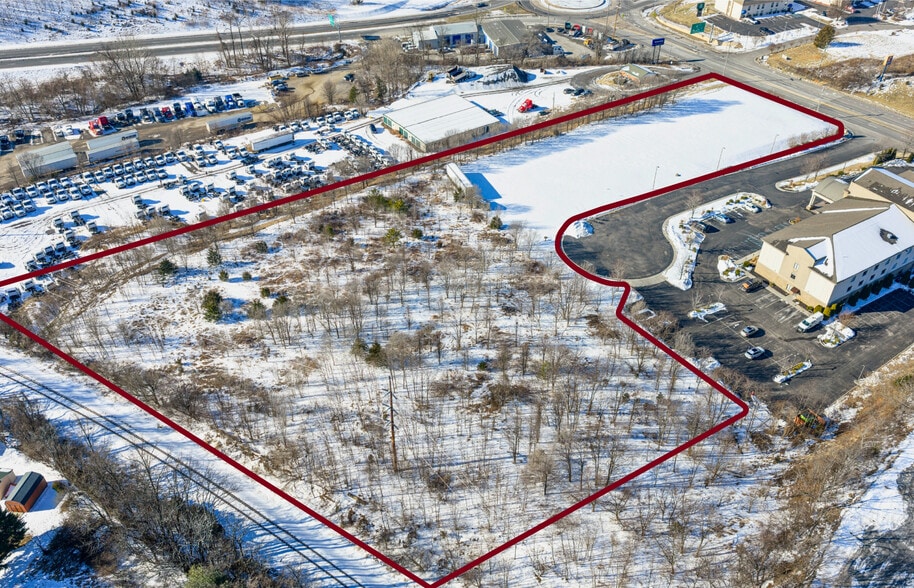 3172 Lee Hwy, Troutville, VA à vendre - Photo du bâtiment - Image 3 de 3