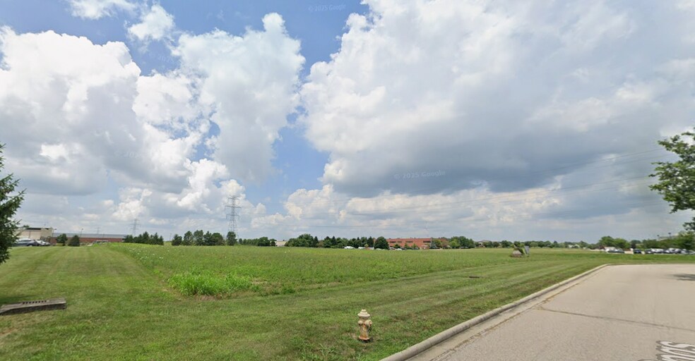 7288 Central Parke Blvd, Mason, OH à vendre - Photo du bâtiment - Image 2 de 4