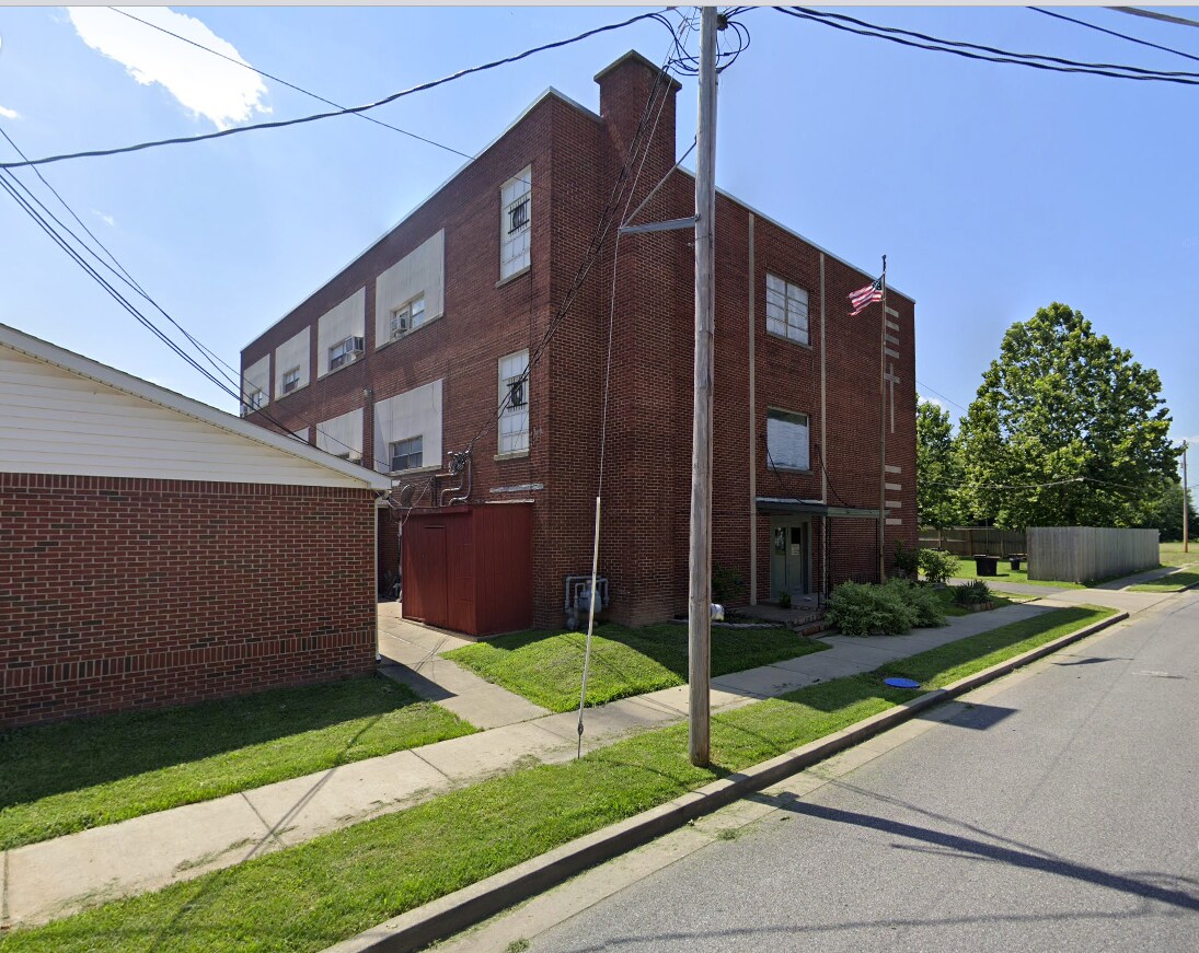 621 Clarence Gaines St, Paducah, KY à vendre Photo principale- Image 1 de 1