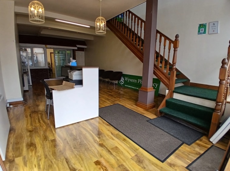 81 Abbey St, Accrington for sale - Interior Photo - Image 2 of 5