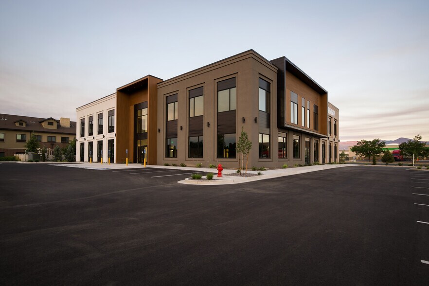 10509 S River Heights, South Jordan, UT à vendre - Photo du bâtiment - Image 3 de 8