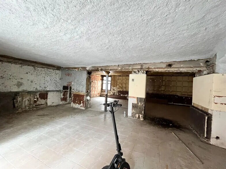 Commerce de détail dans Paris à vendre - Photo du bâtiment - Image 3 de 6