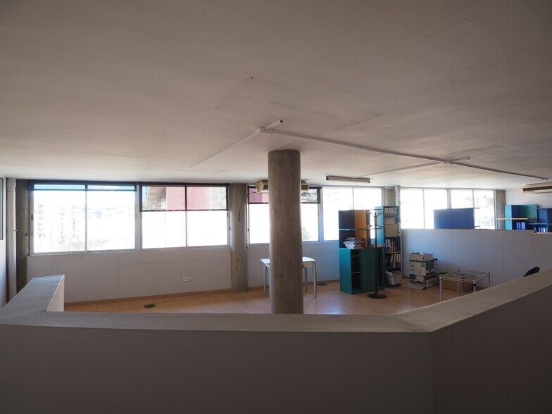 Bureau dans Granollers, Barcelona à louer - Photo du bâtiment - Image 2 de 3