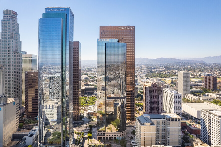 300 S Grand Ave, Los Angeles, CA for lease - Building Photo - Image 2 of 6