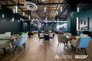 Plus de détails pour 850 E 72nd St, Cleveland, OH - Commerce de détail à louer