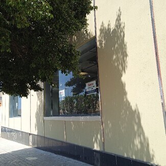 Plus de détails pour Calle Freniche, Almería - Commerce de détail à vendre