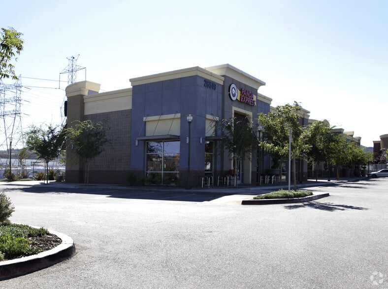 26519-26529 Golden Valley Rd, Santa Clarita, CA for sale - Building Photo - Image 3 of 7