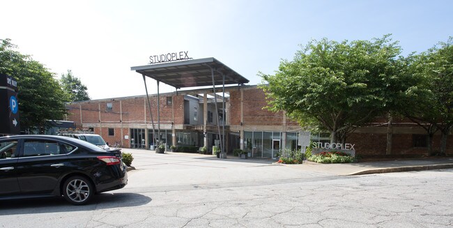 Plus de détails pour 659 Auburn Ave, Atlanta, GA - Bureau à vendre