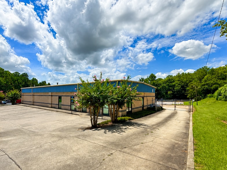 255 Collins Industrial Blvd, Athens, GA for lease - Building Photo - Image 2 of 13