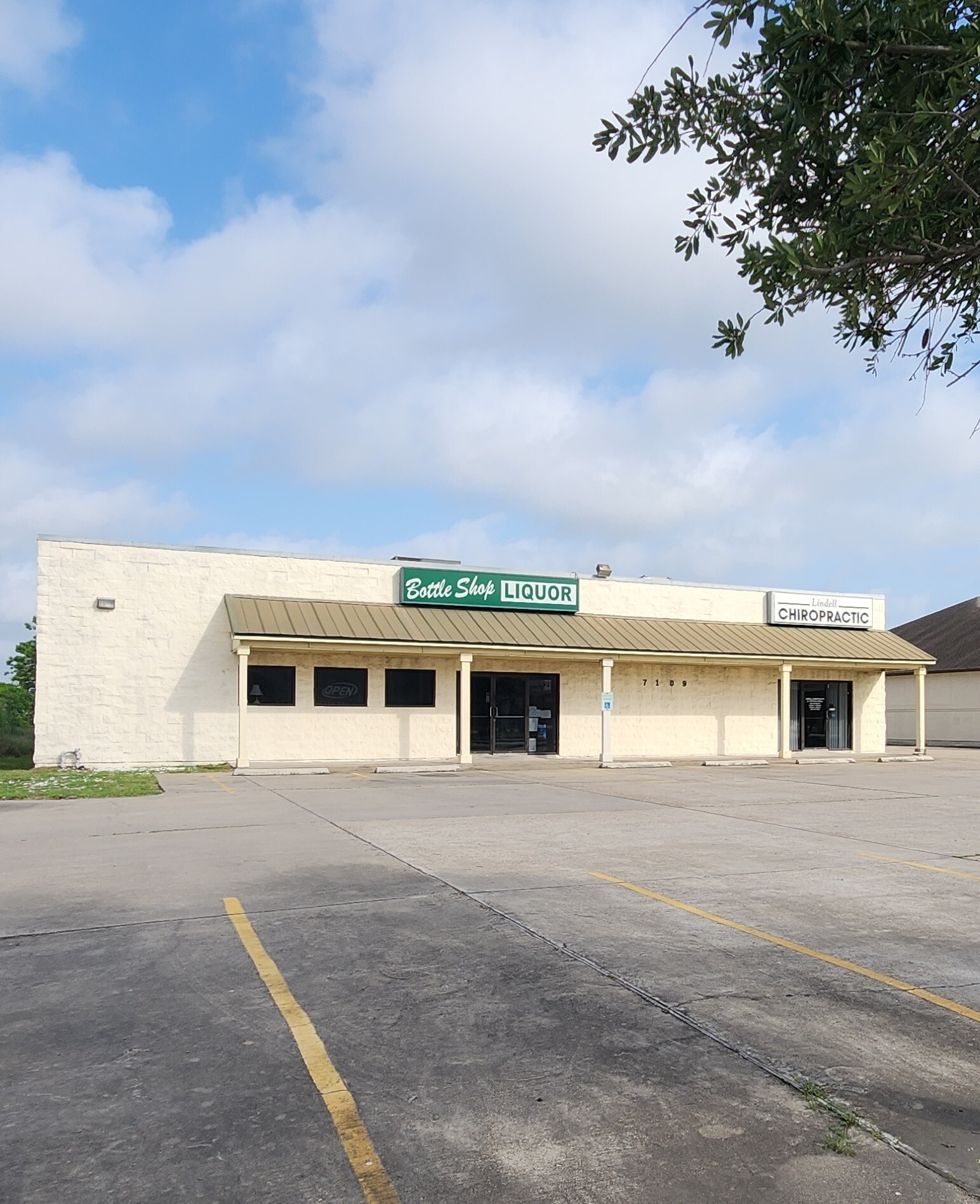 7109 S Staples St, Corpus Christi, TX for sale Primary Photo- Image 1 of 10