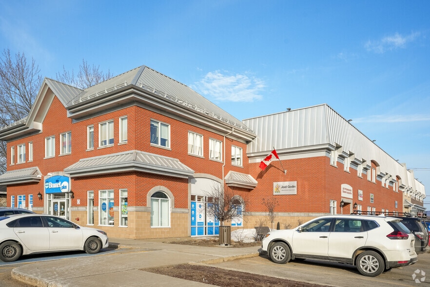 334 Rte 138, Saint-augustin-de-desmaures, QC à louer - Photo principale - Image 1 de 2