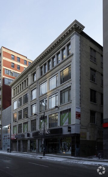 482-488 Rue Sainte-Catherine O, Montréal, QC à vendre - Photo du bâtiment - Image 2 de 9