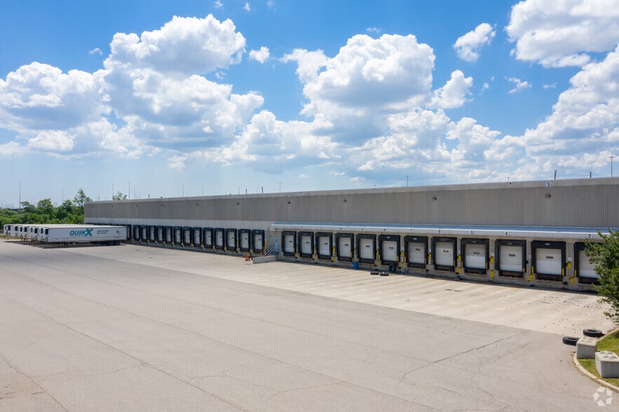 200 Westcreek Blvd, Brampton, ON for lease - Building Photo - Image 3 of 4
