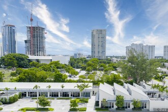 501 Palm St, West Palm Beach, FL for lease Interior Photo- Image 2 of 3