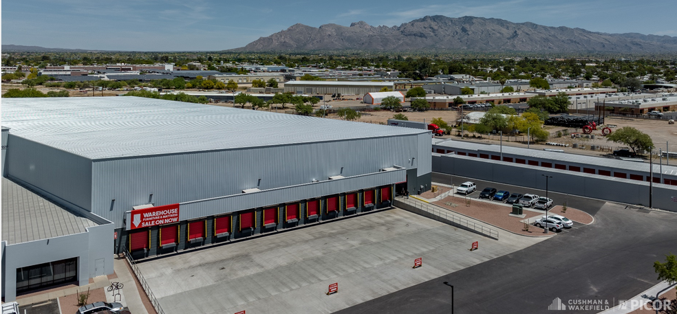 2020 W Prince Rd, Tucson, AZ for lease - Building Photo - Image 1 of 5