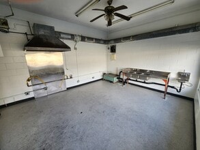 1989-1997 Pauoa Rd, Honolulu, HI à louer Photo intérieure- Image 1 de 4