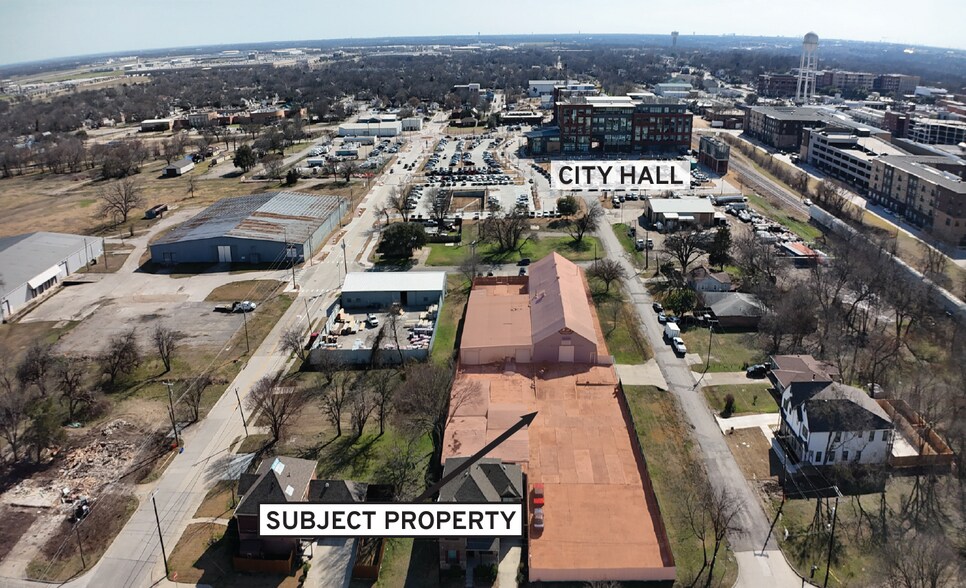 501 E Lamar St, McKinney, TX à louer - Photo du bâtiment - Image 2 de 17