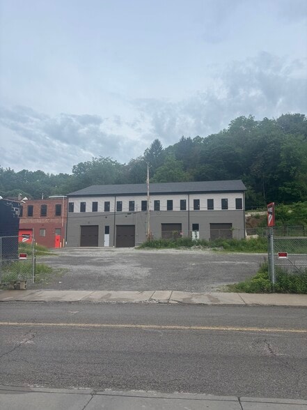 1430 High St, Pittsburgh, PA for lease - Building Photo - Image 1 of 28