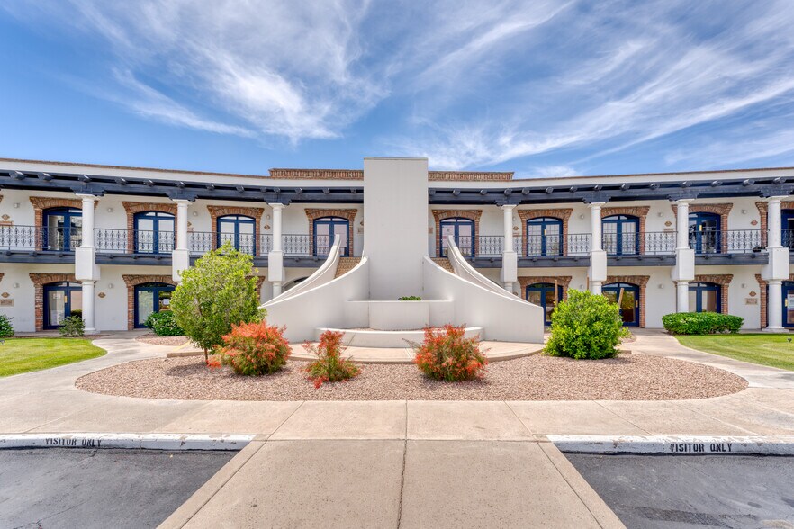 1845 S Dobson Rd, Mesa, AZ à louer - Photo du bâtiment - Image 3 de 11