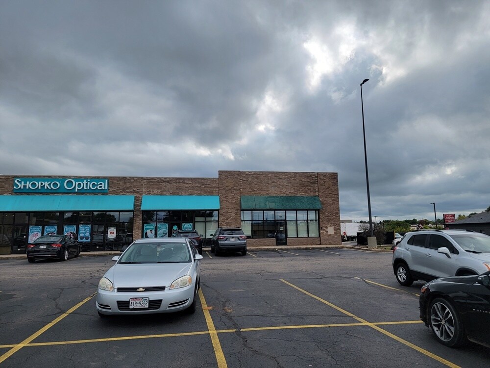 705-725 S Central Ave, Marshfield, WI for lease Primary Photo- Image 1 of 15
