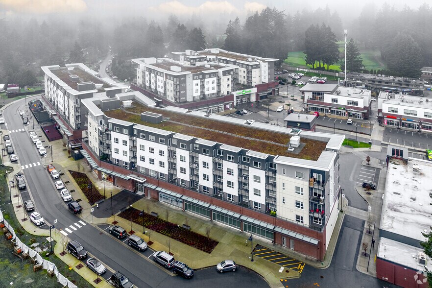 1915 Sooke Rd, Victoria, BC à louer - Photo du bâtiment - Image 2 de 32