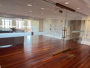 800 Connecticut Ave NW, Washington, DC for lease Interior Photo- Image 2 of 5