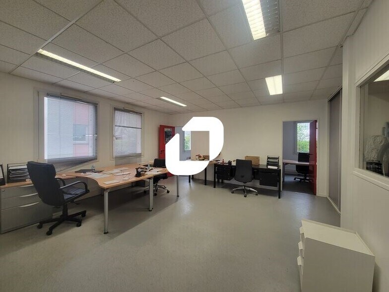 Office in Champlan for sale - Interior Photo - Image 3 of 15