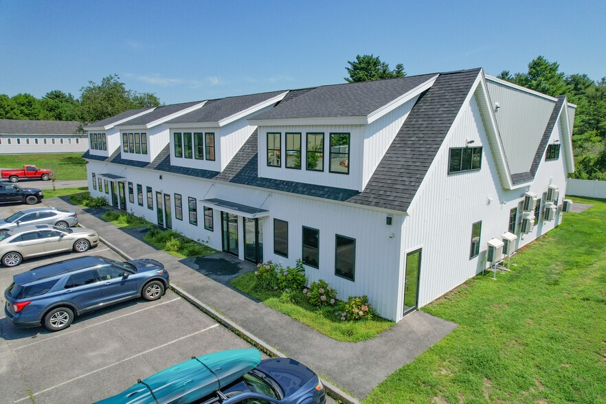 5 Little Wing Ln, Gorham, ME for lease - Primary Photo - Image 1 of 3