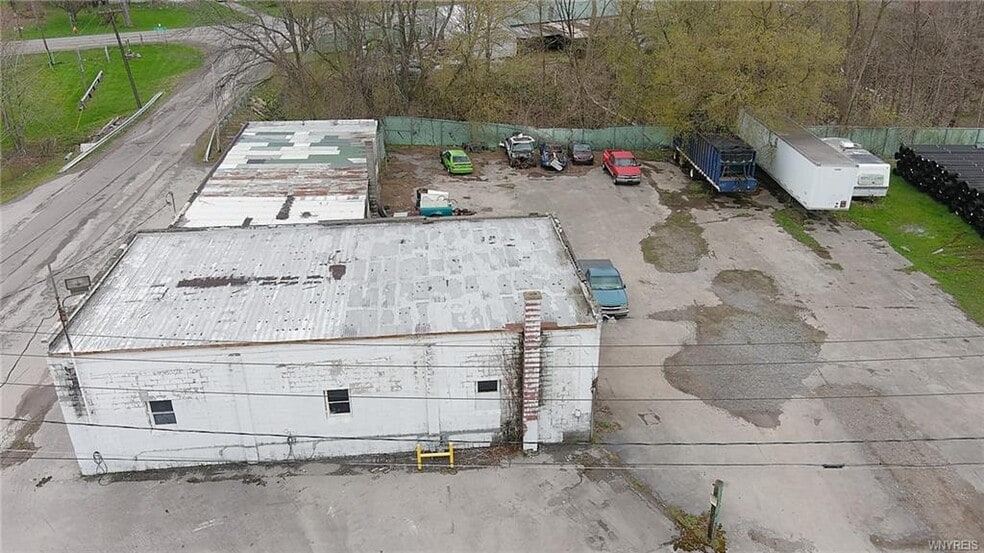 4529 Mill St, Medina, NY for sale - Building Photo - Image 3 of 6