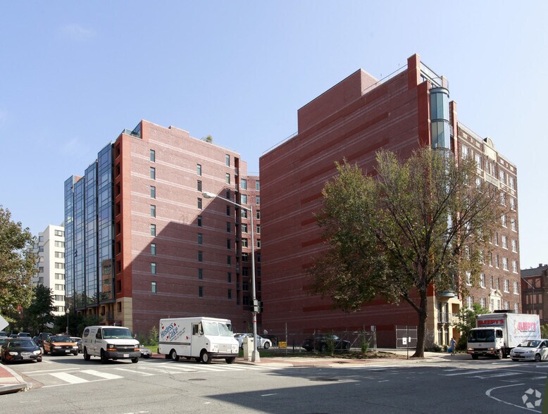 1117 10th St NW, Washington, DC à louer - Photo du bâtiment - Image 3 de 14