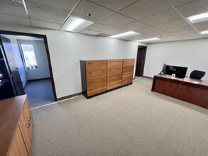 7204 27th St W, Saint Louis Park, MN for lease Building Photo- Image 2 of 4