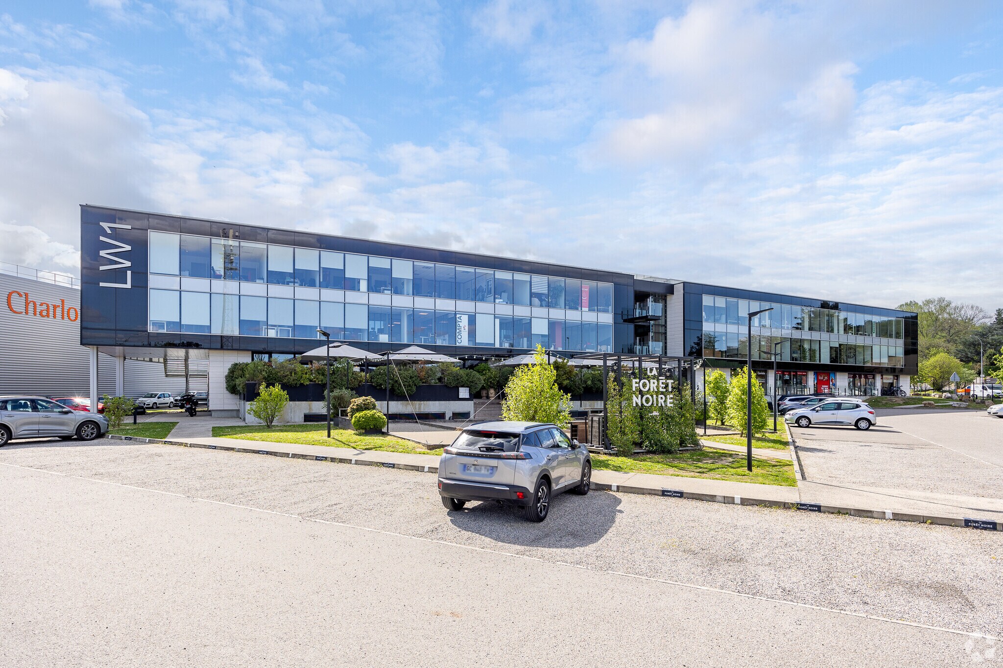 1 Route Des Troques, Chaponost à vendre Photo principale- Image 1 de 3