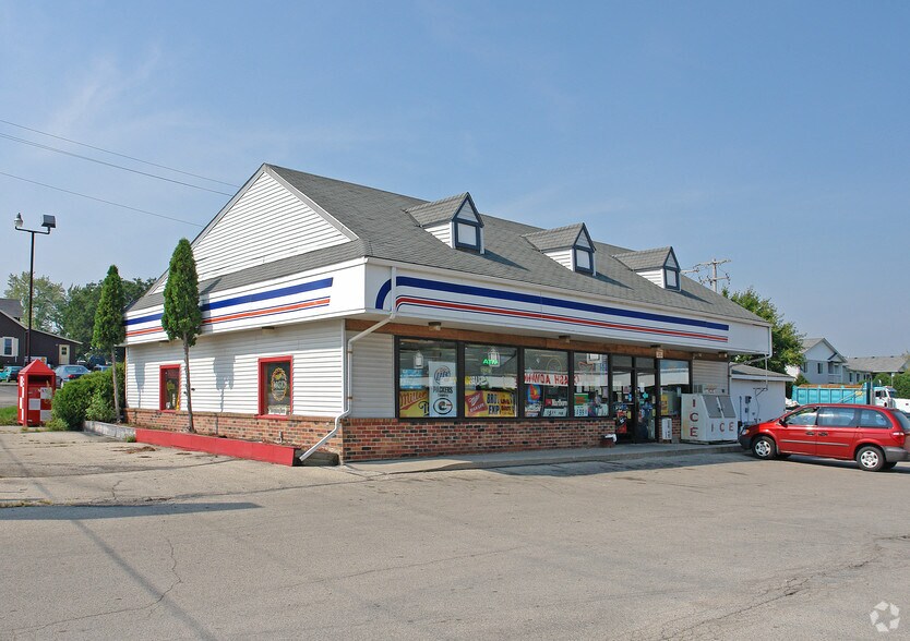 1380 15th Ave, Union Grove, WI à vendre - Photo principale - Image 1 de 4