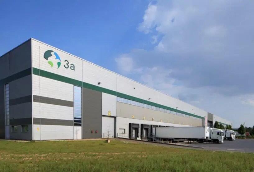 Industrial in Moissy-Cramayel for lease - Building Photo - Image 2 of 8