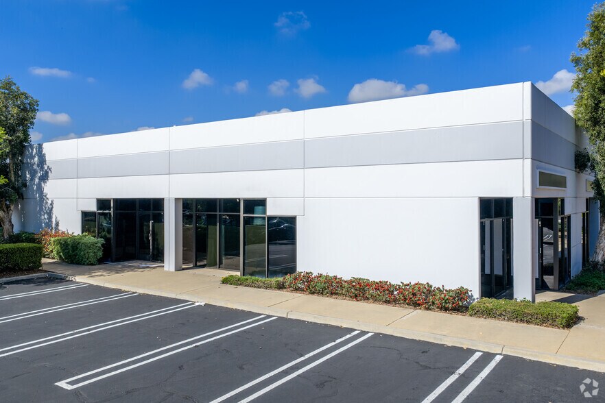 9047 Arrow Rt, Rancho Cucamonga, CA for sale - Building Photo - Image 3 of 6