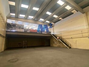 Industriel dans Alcobendas, Madrid à louer Photo intérieure- Image 1 de 4